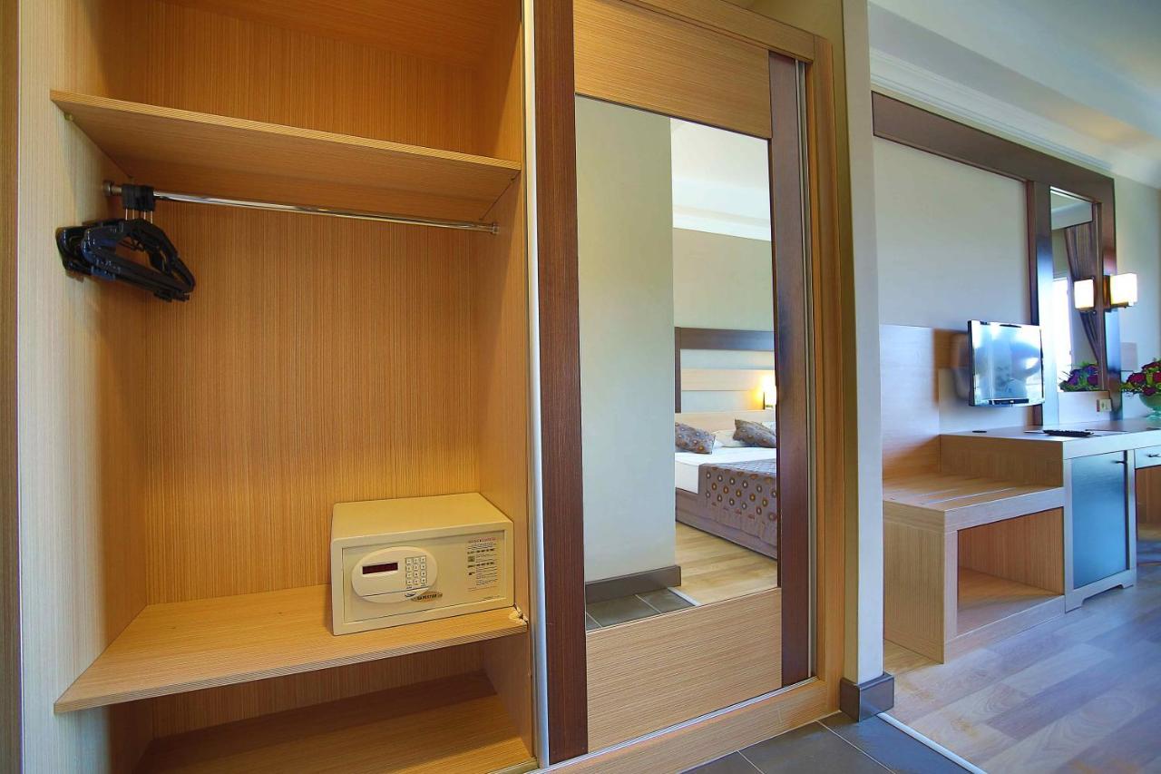 Taksim Daimon Suites Istambul Exterior foto